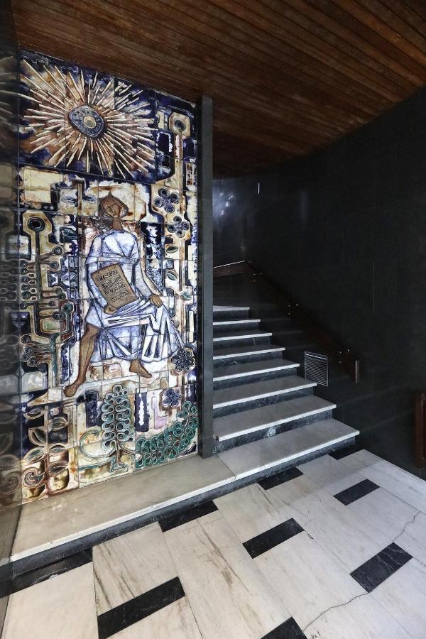 Flh Porto Spacious Apartment With Balcony Buitenkant foto