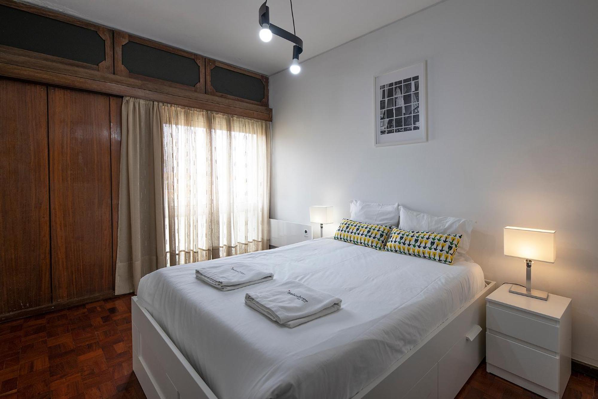 Flh Porto Spacious Apartment With Balcony Buitenkant foto