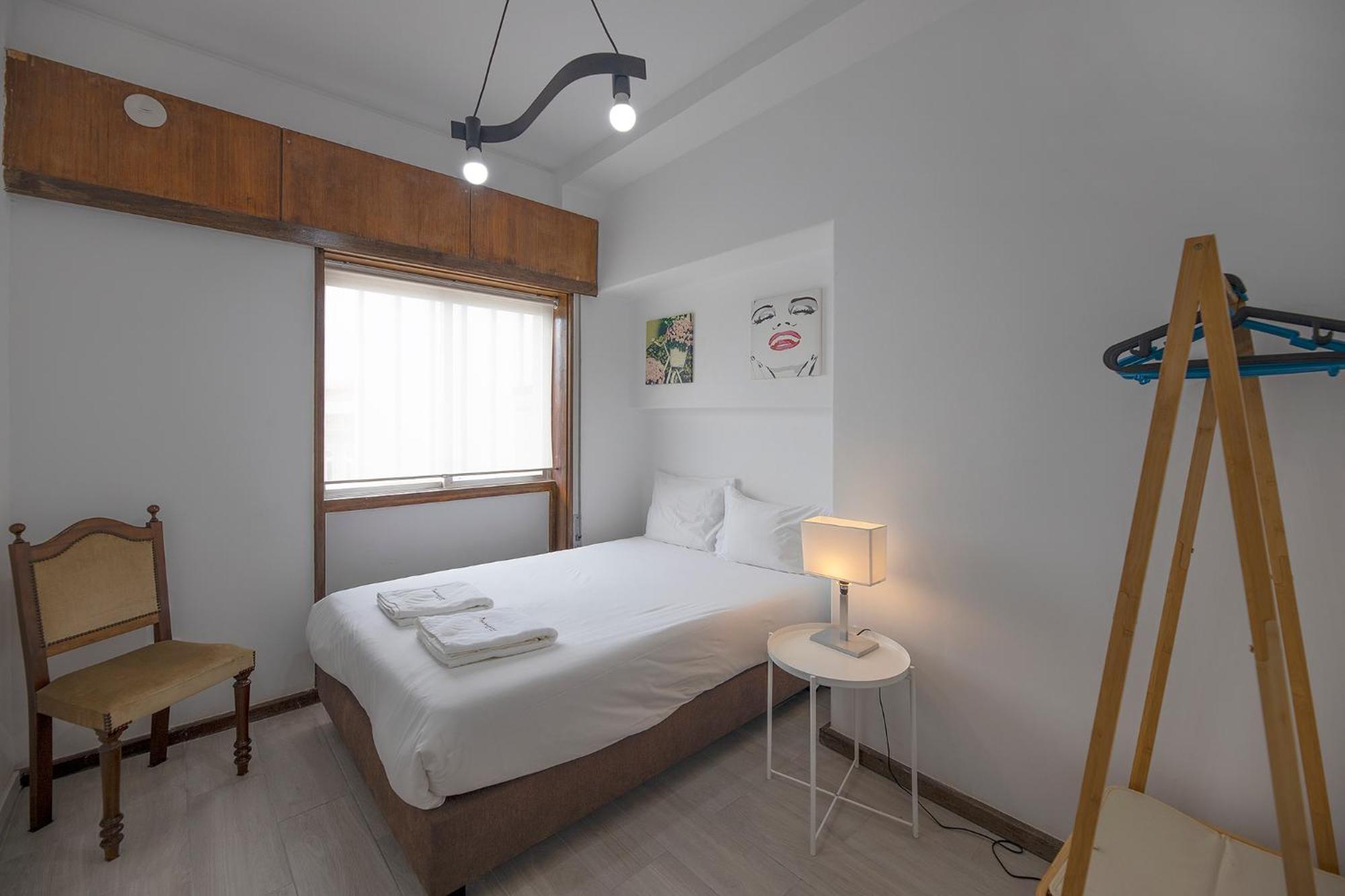 Flh Porto Spacious Apartment With Balcony Buitenkant foto
