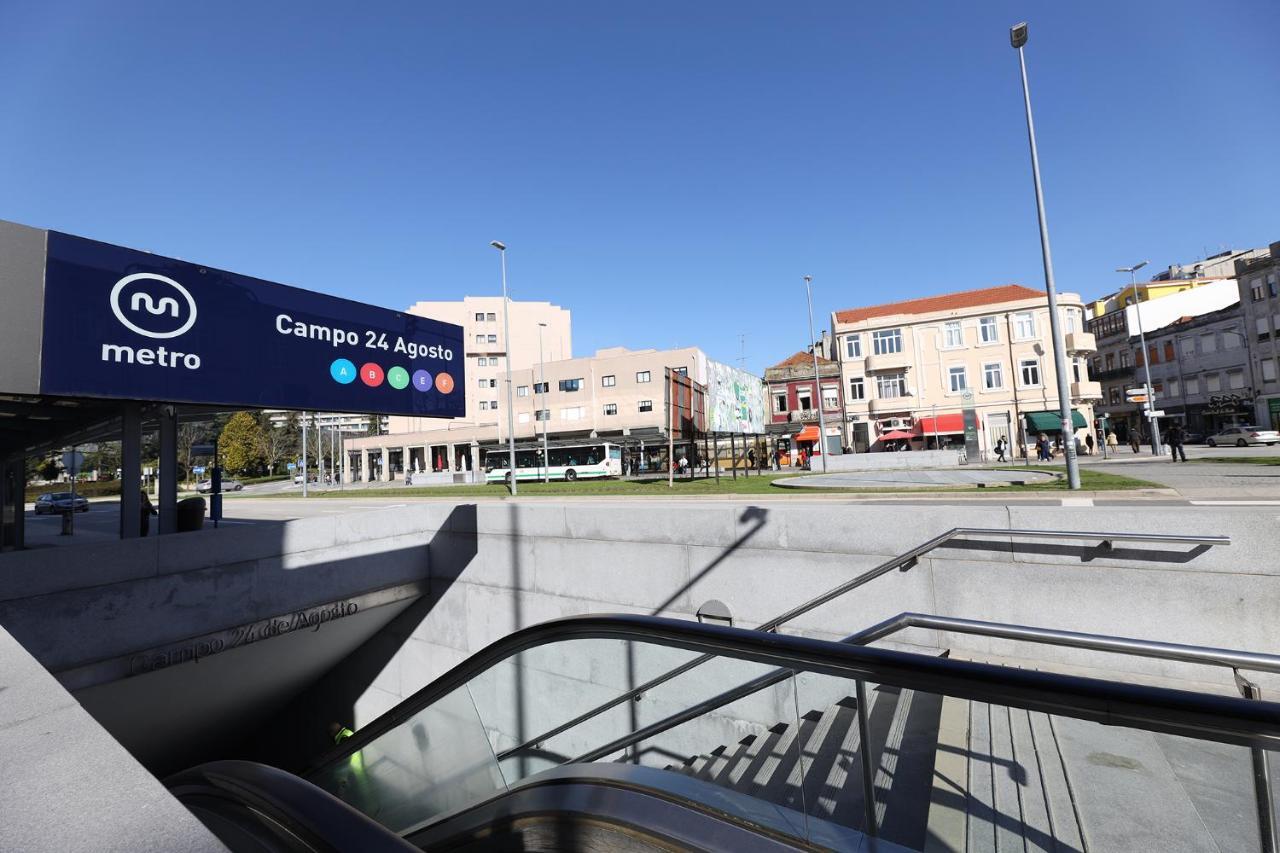 Flh Porto Spacious Apartment With Balcony Buitenkant foto