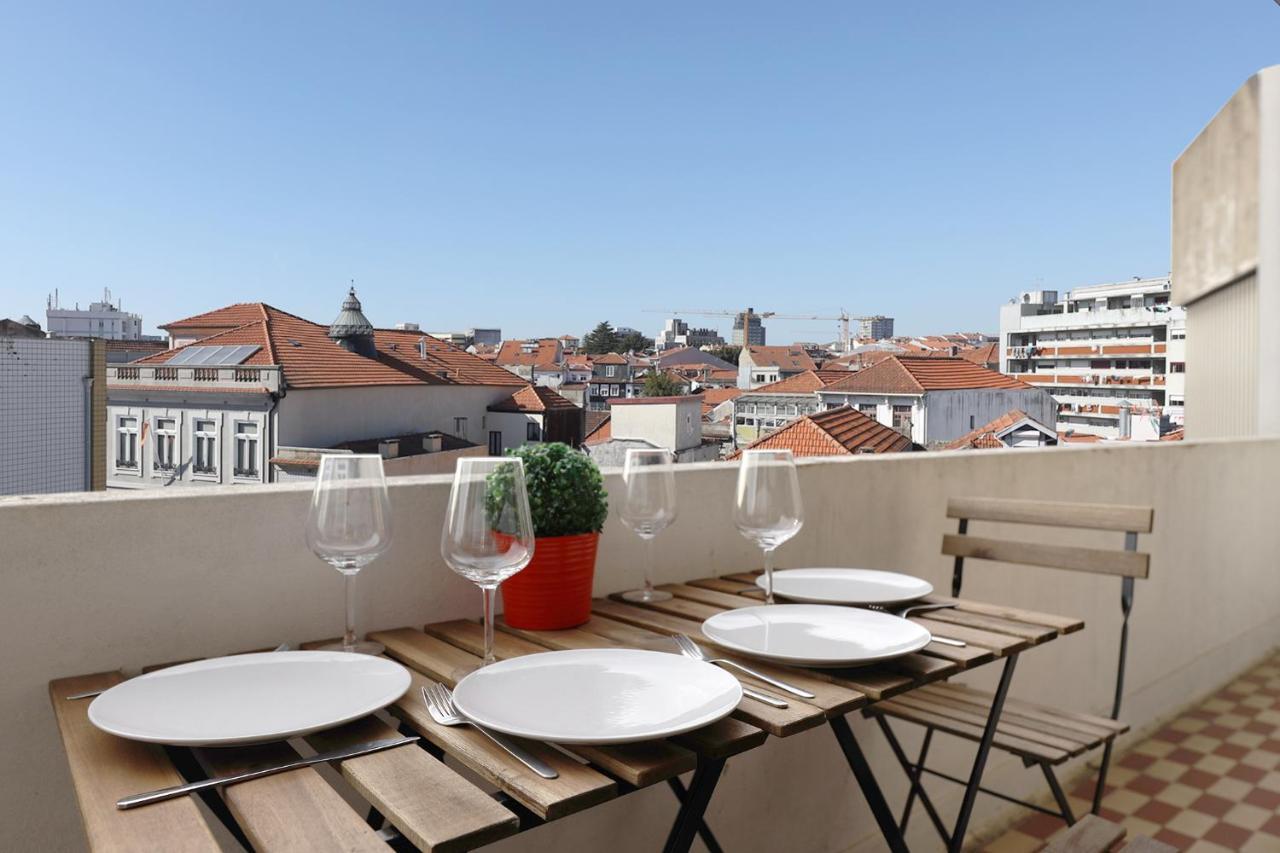 Flh Porto Spacious Apartment With Balcony Buitenkant foto